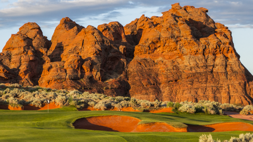 Golf hole at Sand Hollow Resort Golf Course